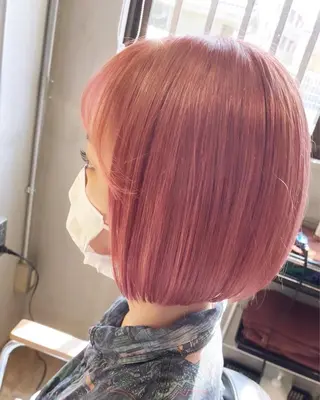 ショート andKおもろまち店 艶ダブルカラー✨のヘアスタイル