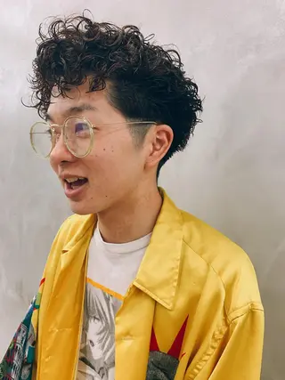 パーマ pole/apartment所属・💓パーマ，💗 レイヤーカットのヘアスタイル