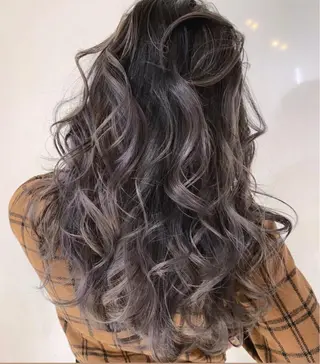 ロング カラー パーマ ヘアアレンジ 【公式】amble luxe池袋東口🩷のヘアスタイル