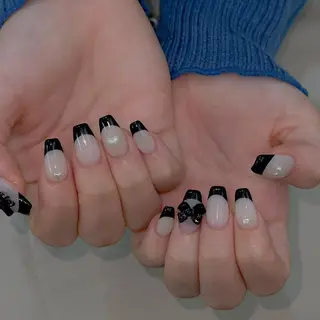 ネイル Queens 榊 まおのネイルデザイン