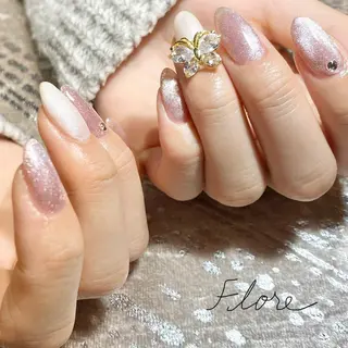 ネイル Flore (フロール)の眉毛・アイブロウイメージ