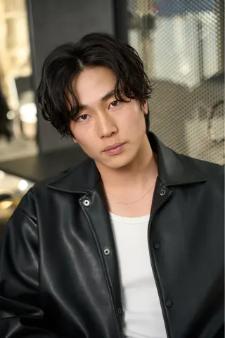 パーマ メンズ パーマ支持率No.1 ❤️‍🔥安成弾のヘアスタイル