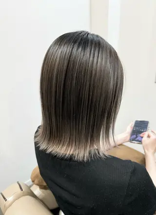 ミディアム カラー Salon de Qualia(サロンドクオリア)所属・ハイトーン/外国人風 カラー/メンズパーマのヘアスタイル