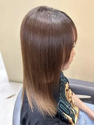 セミロング EARTH 越谷店のヘアスタイル