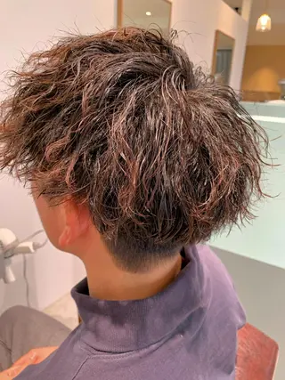 ミディアム パーマ メンズ hair made core所属・メンズスタイル 櫻井康太のヘアスタイル