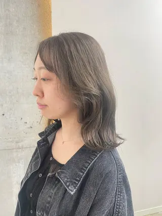 セミロング lift by mag所属・ユナ ナチュラル／透明感のヘアスタイル