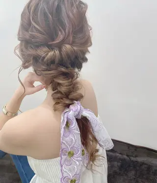 ロング ヘアアレンジ GRANLUSSO 〜グランルッソ駅前店所属・木口 嘉美のヘアスタイル