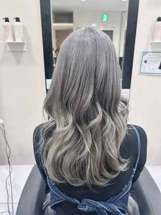 ロング カラー 🍊小川実里🍊 /カラーレイヤーのヘアスタイル