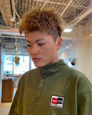 ショート カラー メンズ グランジヘア 無造作ヘアHYUGAのヘアスタイル