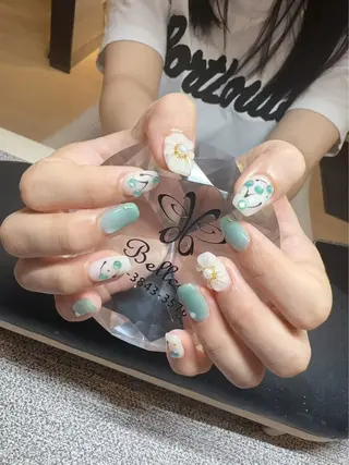 ネイル ベラッコ所属・ネイルサロン ベラッコのネイルデザイン