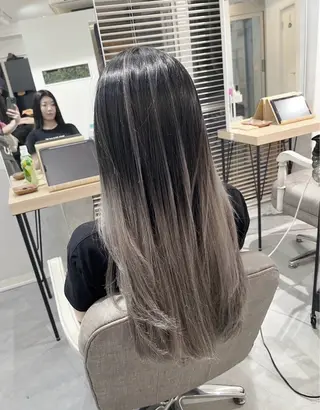 ロング カラー ROBIN所属・指名数No.1 /NAOYAのヘアスタイル