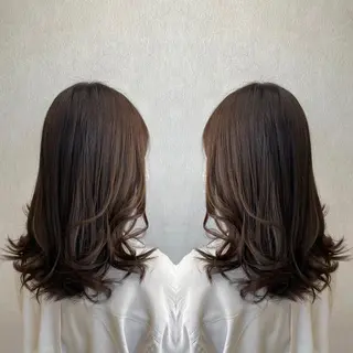 セミロング カラー tocca 💜石田愛結💜のヘアスタイル