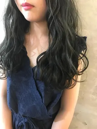 ロング 新井 広樹のヘアスタイル