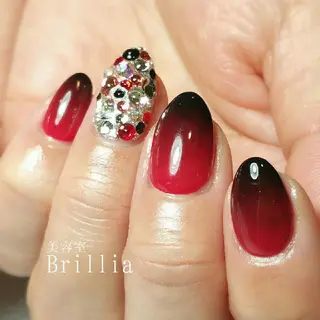 ネイル 柴田 彩のネイルデザイン