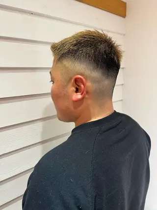 ショート カラー メンズ AVANCE.難波 店長 松元のヘアスタイル