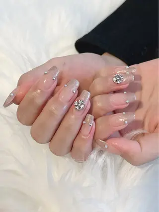 ネイル 【Eclat ｴｸﾗ】nail＆beauty所属・Eclat〔ｴｸﾗ〕 MOEKA𝜗𝜚*のネイルデザイン