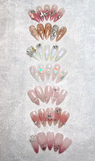 ネイル lucky nail 歌舞伎町のネイルデザイン