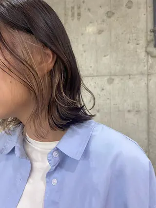 ミディアム センターパート/ニ ュアンスパーマのヘアスタイル