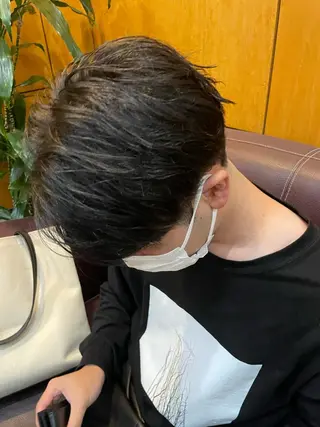 パーマ メンズ Freez オオヤブ カホのヘアスタイル