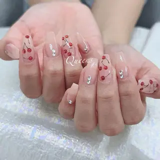 ネイル Queens ゲンのネイルデザイン