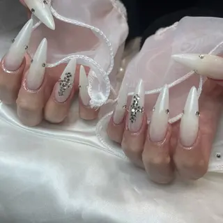 ネイル salon de Tiara 碧のネイルデザイン