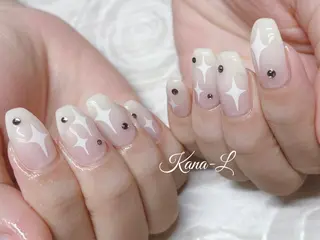 ネイル 芦辺 香奈のネイルデザイン