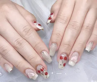 ネイル RINA 🤍のネイルデザイン