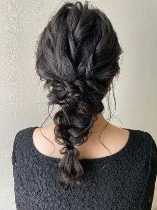 ロング ヘアアレンジ 沢田 瞳のヘアスタイル