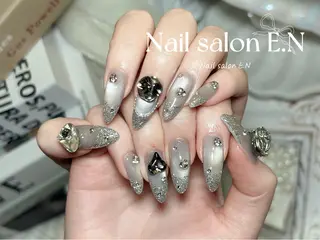 ネイル E.N🦋 長さ出し/持ち込みのネイルデザイン