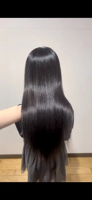 ロング 水野 真伽のヘアスタイル