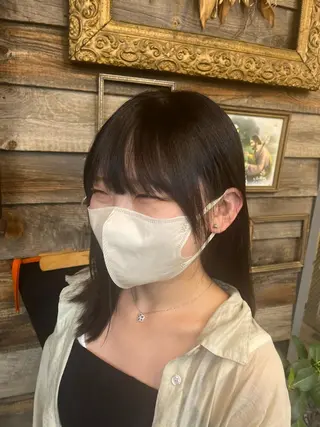 カラー 飯田 ほのかのヘアスタイル