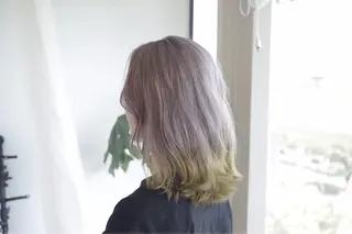 セミロング カラー 🌈ディレクター🌈 徳松優希のヘアスタイル