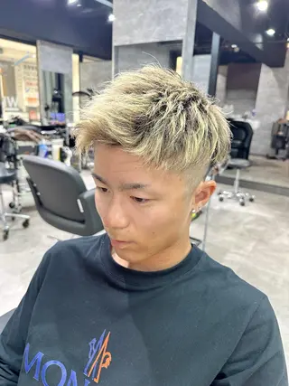 ショート RAISE by_WHITE所属・師藤 達也のヘアスタイル