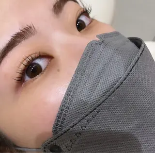 マツエク・マツパ 南 綾花の眉毛・アイブロウイメージ