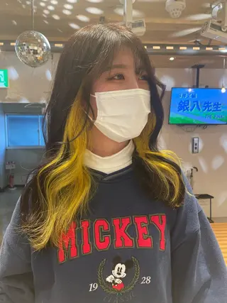 セミロング カラー 艶ハイトーン👑♡ NATSUKIのヘアスタイル