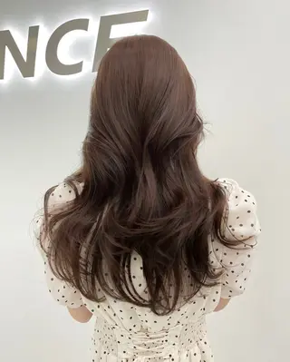 ロング カラー 上品モテヘア🩶 karen🩶のヘアスタイル