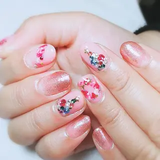 ネイル 柴崎 美幸のネイルデザイン