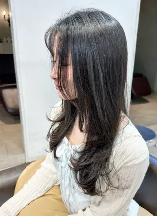 セミロング 縮毛矯正/ショート/ レイヤー/畑中正敏のヘアスタイル