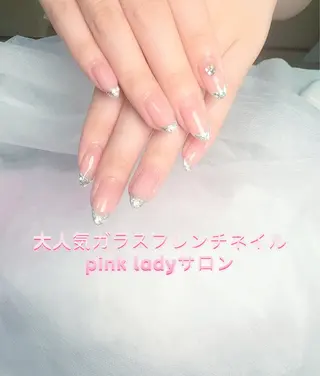 ネイル pink ladyサロン所属・べ にのネイルデザイン
