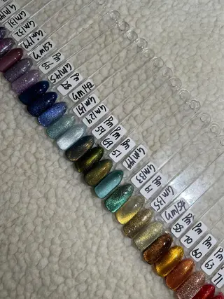 ネイル INF ネイルサロンのネイルデザイン