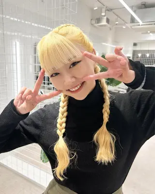 ロング カラー ヘアアレンジ 卒業式ヘアセット🎀 ヘアアレンジのヘアスタイル