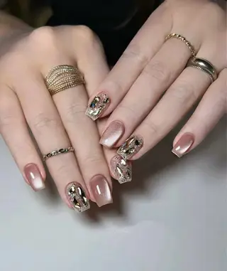 ネイル 高木 維麗絲のネイルデザイン