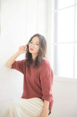 セミロング カラー パーマ 透明感ハイトーン☆ 今津 佑太のヘアスタイル