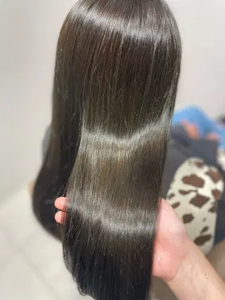 ロング カラー ココロ cocoroのヘアスタイル