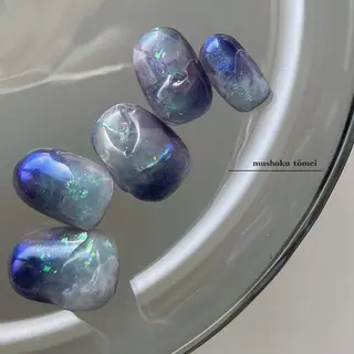 ショート 無色透明所属・nail salon 無色透明のネイルデザイン