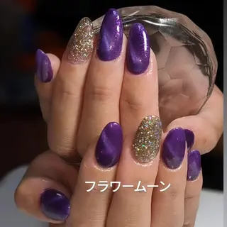 ネイル フラワー ムーンのネイルデザイン