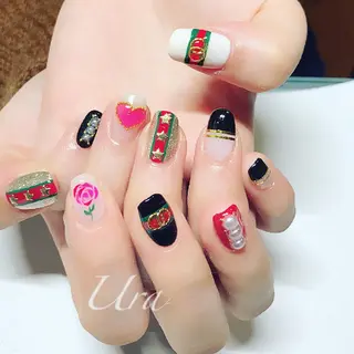 ネイル UrakoNail 《nail》のネイルデザイン