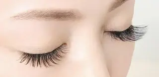 マツエク・マツパ La Peche 麻布十番所属・La Peche 麻布十番Saki🌻のマツエク・マツパデザイン