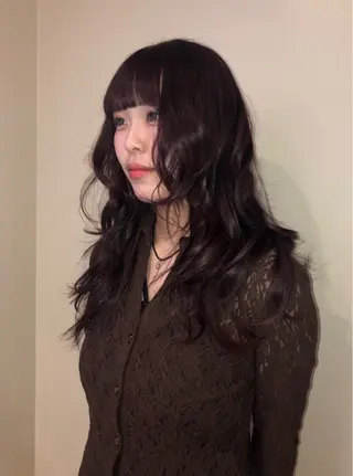 カラー 栗山 瑠花のヘアスタイル
