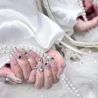 ネイル Lumo所属・めろち ちゃんのネイルデザイン